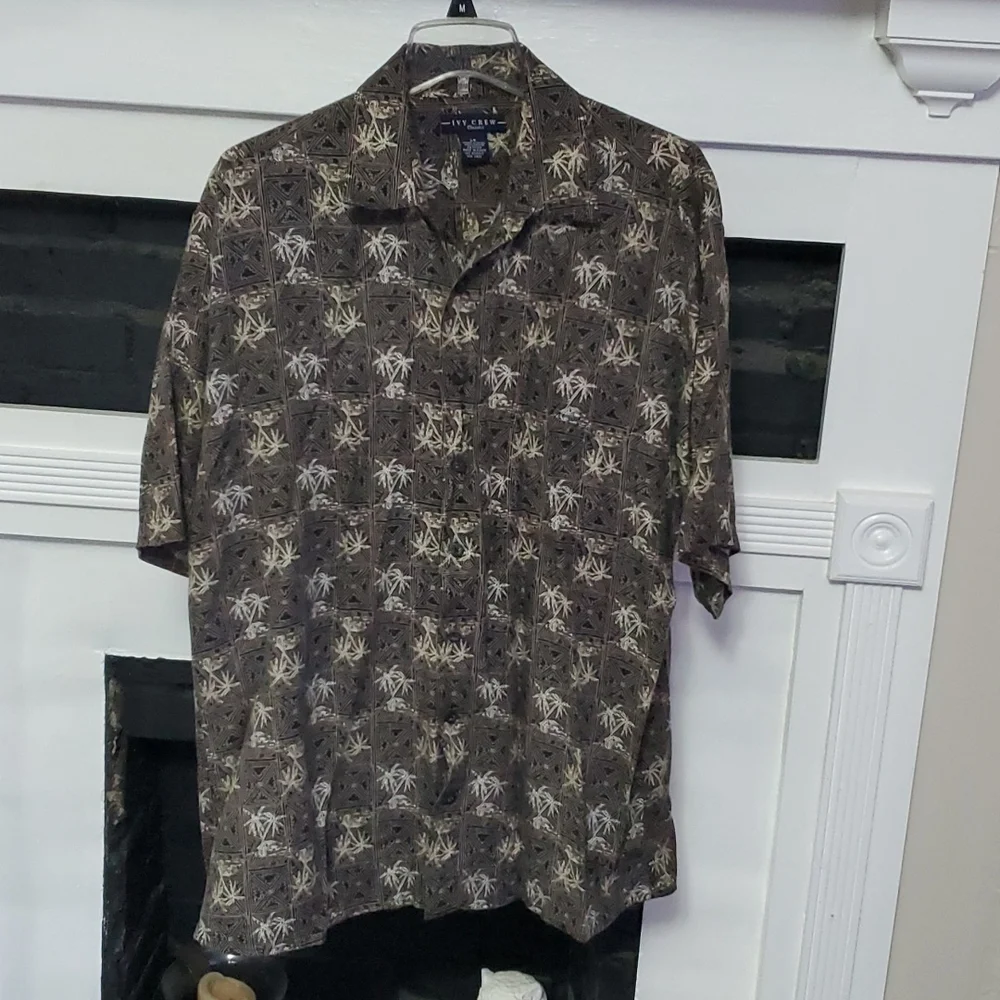 Ivy Crew classics tropical short sleeve shirt - Picture 1 of 8